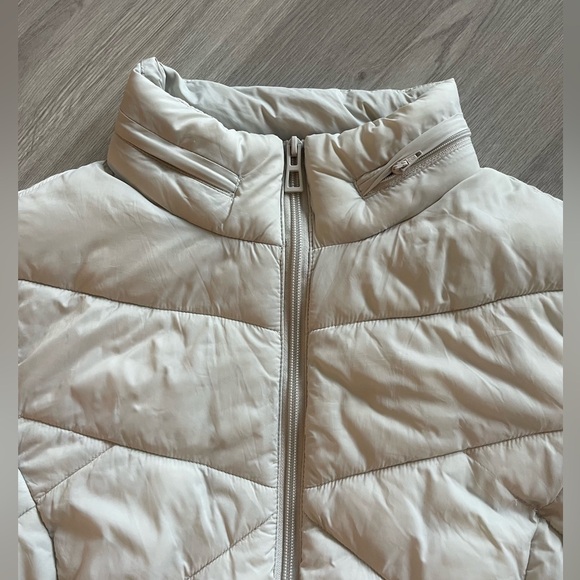 Mavi Light Gray Quilted Puffer Jacket - Size Large - Picture 5 of 10